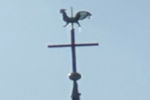 Kreuz mit Hahn